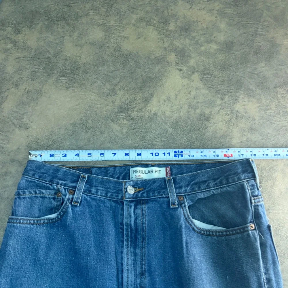 Levi's 505 Regular Fit Jeans Mens 36x30 Blue Medium Wash Straight Leg Denim